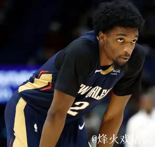 虚惊一场!鹈鹕主场球迷对赫伯特-琼斯高喊:你是一名湖人了,我的男孩 虚惊一场!鹈鹕主场球迷对赫伯特-琼斯高喊:你是一名湖人了,我的男孩